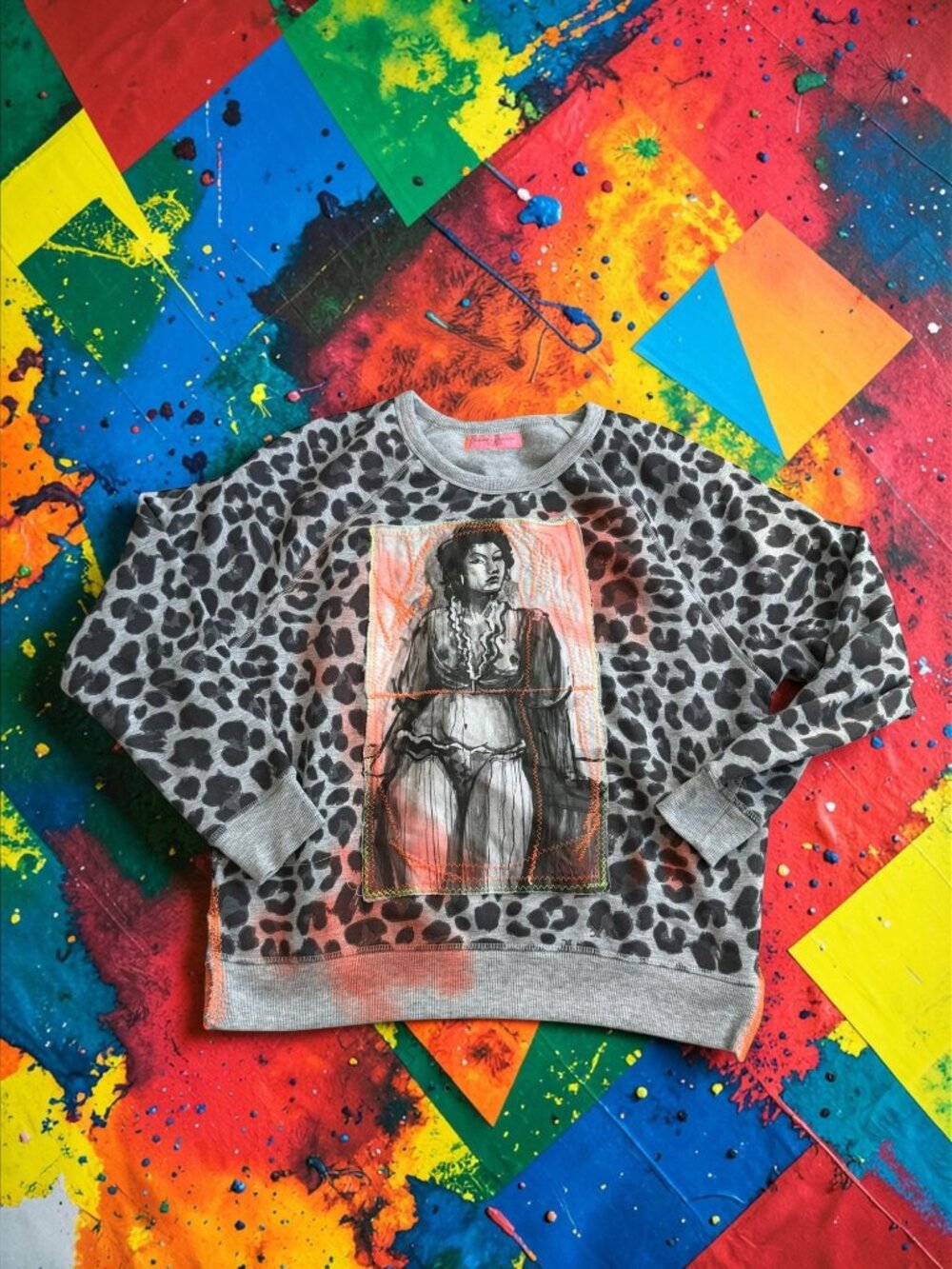 AMANDA JOHNSON STUDIO Animal Print Long Sleeve Crewneck Size Small